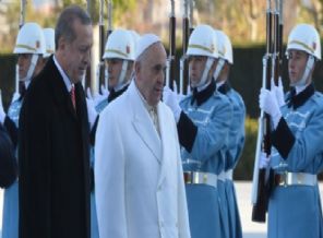 Rum basını Papa'nın ziyaretini nasıl gördü?