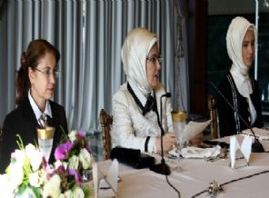 Emine Erdoğan'dan kadın ve çocuk mesajı