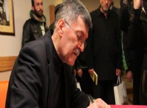 Milli Gazete yazarı: 'Gençler sadece görünümde Müslüman'