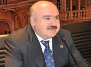 O rektör görevden alındı