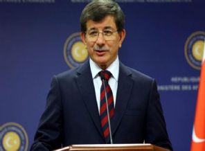 Atina’da Davutoğlu alarmı