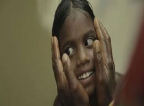 Katarakt ameliyatı kör etti