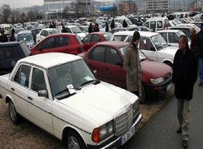 Bedelli ve takside yaş sınırı oto fiyatını düşürdü