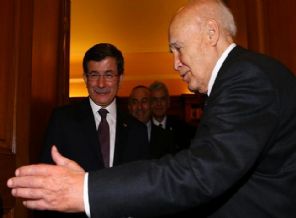 Davutoğlu Yunanistan'da net konuştu!