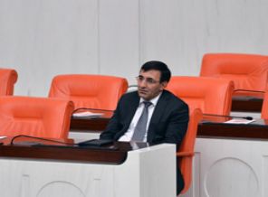 'Hiç kimse onun arkasına sığınmasın'