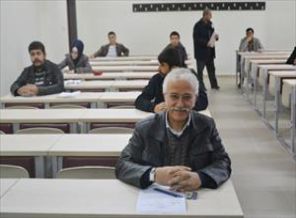 Vekil, AÖ sınavına girdi