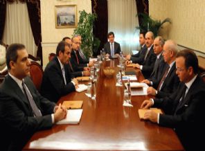 Ertelenen süreç toplantısı yapıldı