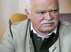 'Yabancılar evde de Almanca konuşmalı'