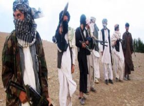 Taliban komutanı Pakistan'a teslim edildi