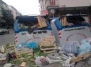 Avcılar'da çöp isyanı
