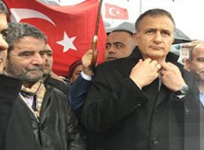 Dumanlı: Zaman'a el koyacak eli kadar kırar