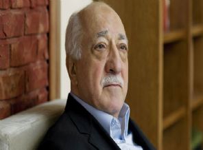 Gülen yine beddua etti