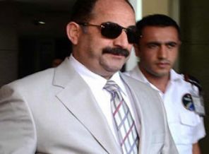 Öz yargılandığı ilk duruşmaya gelmedi