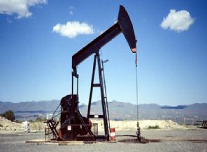 Petrol fiyatları düşüşünü sürdürüyor