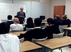 Suriyeli hasta sayısı artınca Arapça öğrendiler