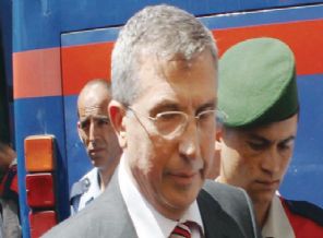 Emniyet Müdürü'nü İBDA-C lideri diye dinlemişler