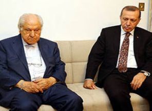 Erdoğan, Nuri Pakdil'i evinde ziyaret etti