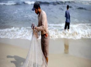 Mısır ordusu Filistinli balıkçılara ateş açtı