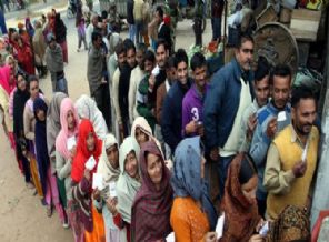 Keşmir'de seçimler yapıldı sonuçlar bekleniyor