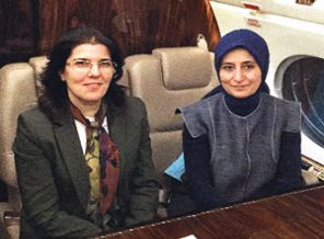 Başbakan Davutoğlu'nun eşi ilk kez konuştu