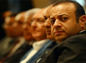 Egemen Bağış'tan 17 Aralık mesajı