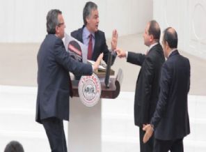 Meclis Genel Kurulu'nda döviz gerilimi