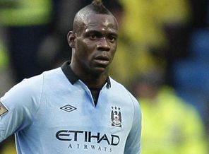 Balotelli'ye ırkçılık cezası