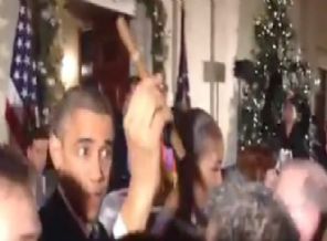 Obama'ya 'Küba purosu' sürprizi