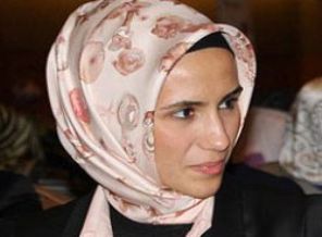 Sümeyye Erdoğan kendi hayat hikayesini anlattı