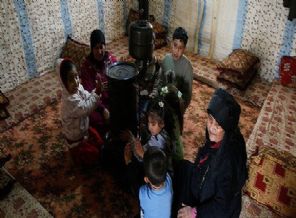 Türkmen sığınmacılar Lübnan'da yaşam mücadelesi veriyor