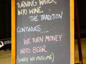 'Müslümanlar giremez'