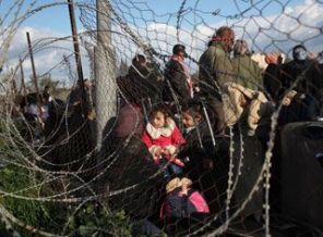 Mısır Refah Sınır Kapısı'nı kapattı