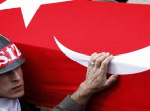 Uzman Çavuşu kazana atıp yaktılar