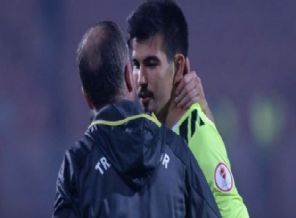 9 gol yedi, maç sonu ağladı