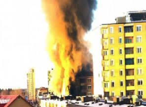 Cami kundaklamasında 3 yaralı