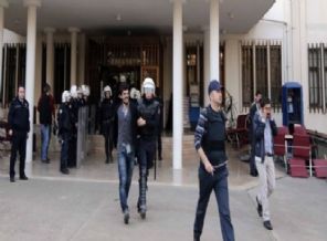 Çukurova Üniversitesi'nde Uludere gerginliği