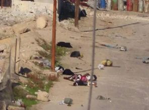 Esed, kadın ve çocukları vurdu! Fotoğrafa dikkat!