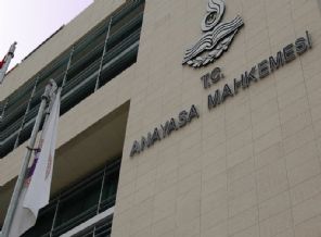 FLAŞ...Anayasa Mahkemesinden emeklilere müjde