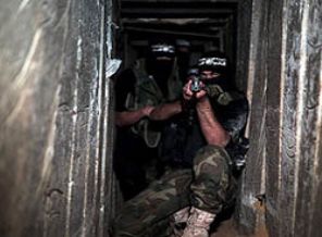 Kassam Tugayları: Siyonist İsrail ateşle oynuyor!