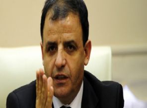 Muammer Yıldız'a yumurtalı saldırı