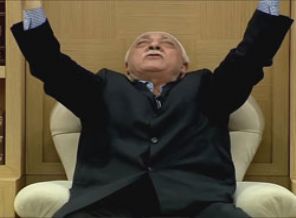 'Beddualar döndü dolaştı onları buldu'