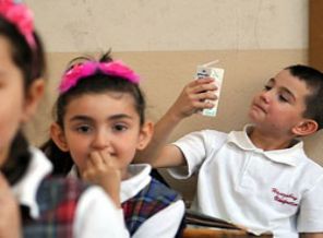 Okul sütü ihalesi yapıldı