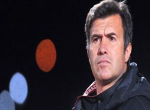 Feyyaz Uçar'dan sürpriz imza