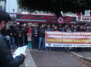 Mursi için sabah namazında toplandılar