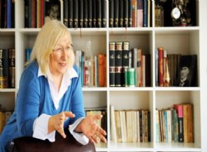 Ayşe Böhürler sordu, Alev Alatlı cevapladı!