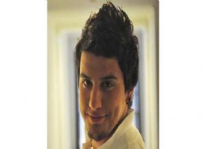 Genç polis herkesi şoka soktu