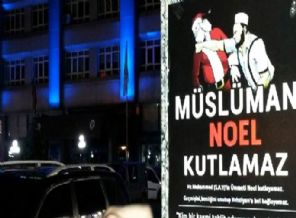 'Müslüman Noel Kutlamaz' afişine para cezası