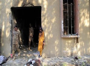 Pakistan'da 'özel mahkemeler' tartışması