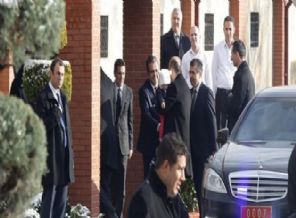 Bakanlar AOÇ'de kahvaltıda buluştu