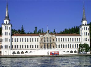 Gürsel Tekin: Orada gece ayinler yapılıyordu